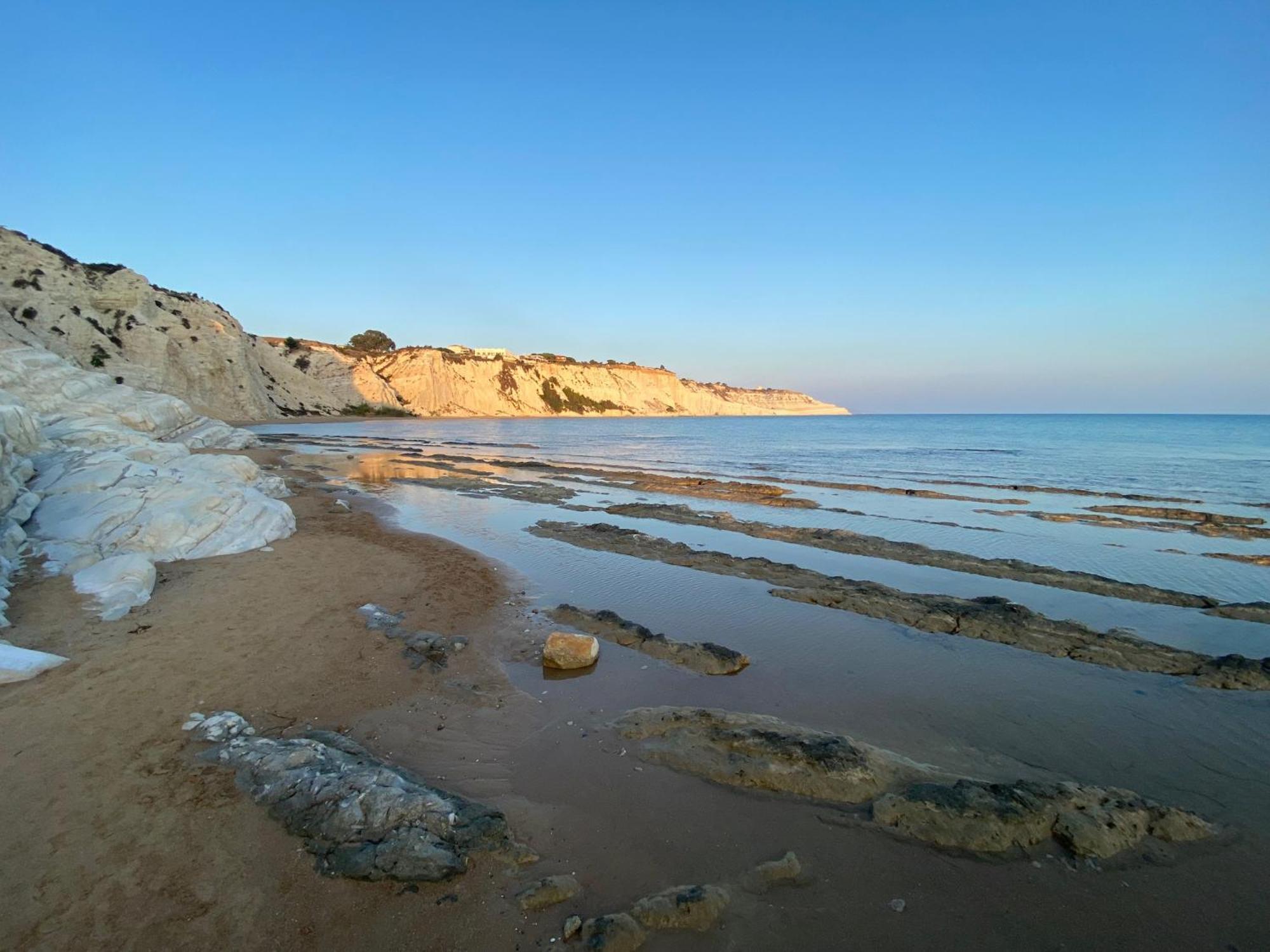 Casa Vacanza Scala Dei Turchi Realmonte Exterior foto